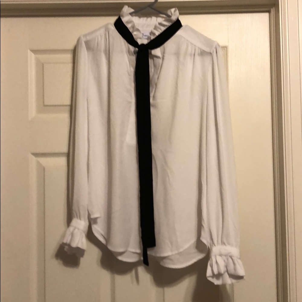 Adorable work blouse